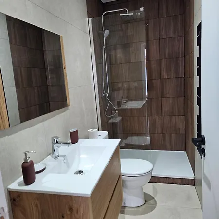Appartements 4, 5 Et 10 Personnes Renoves En Centre-Ville Mont-Dore Exterior photo